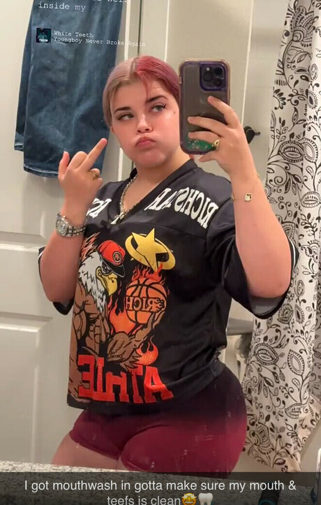 Lexis adale freie schöne foto