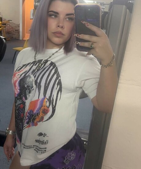 Lexis adale porno perfekte bild