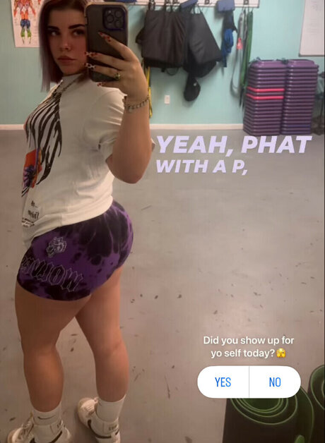 Lexis adale schöne nackte galerie