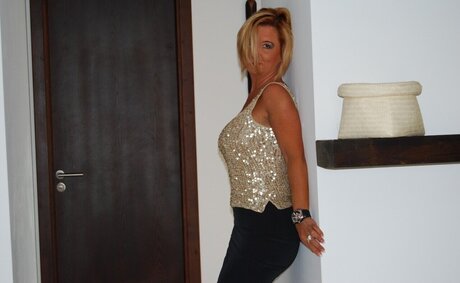 kurvige xxx onlyfans erwachsene nacktheit foto