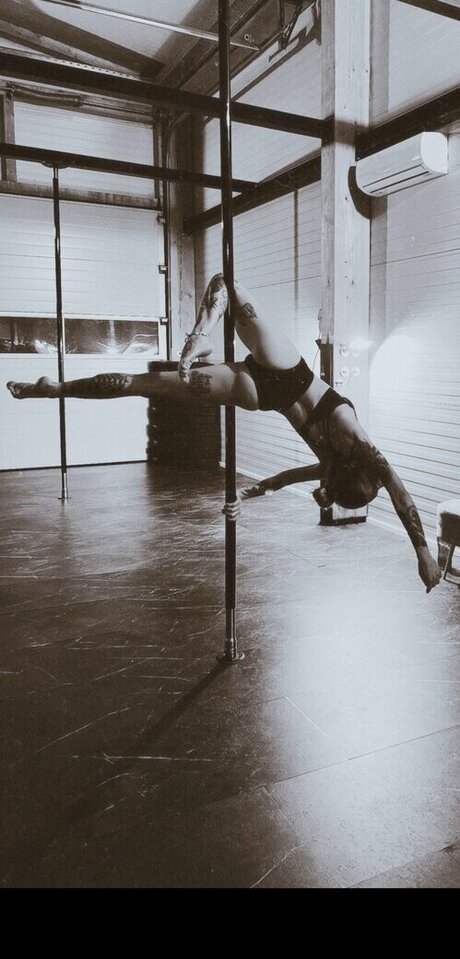 bonnie kraviz exklusive pornographische foto