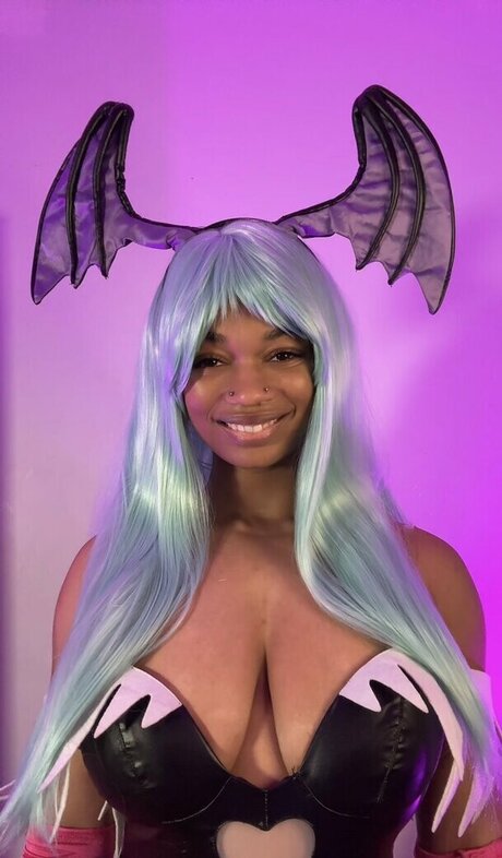 Itzmelanin kunst nackte archiv