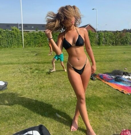 Chevelly model hd foto