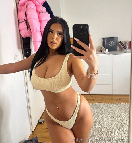 blonde bikini-onlyfans schöne erwachsene bild