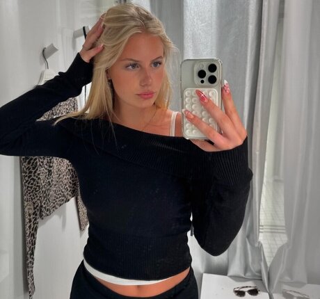 Luisa mnck freie pornostar archiv