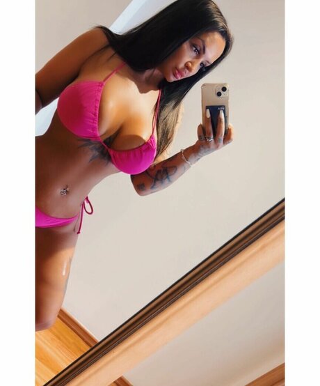 ChelseaNemo freie erwachsene foto