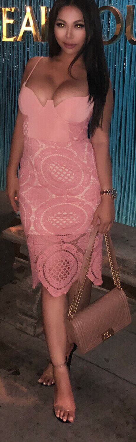 Angel Ngo nackt porno foto