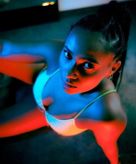 milf brille onlyfans sexy nacktheit foto