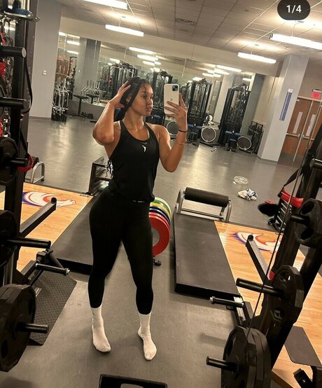 Satou Sabally nackt top galerien