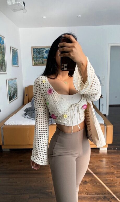 Nicole Schiebler sexy heiße galerie