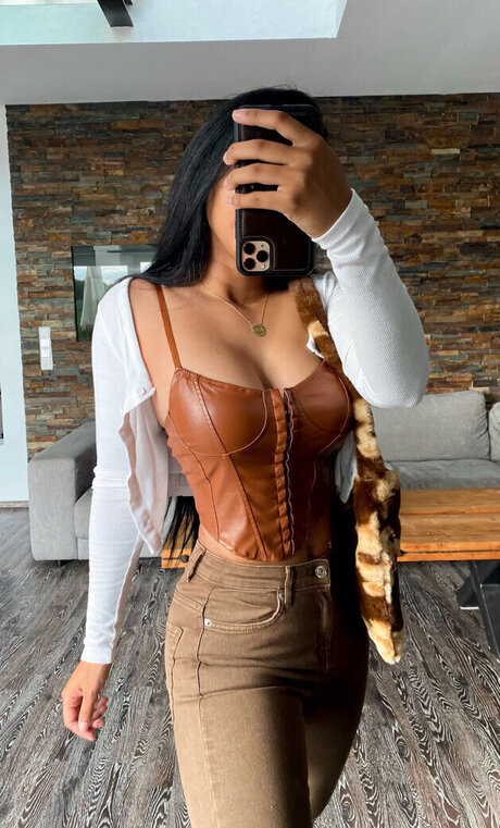 Nicole Schiebler xxx akt bild