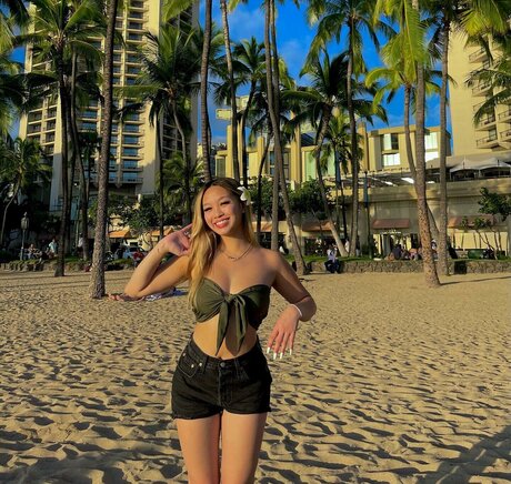 Angelle Dagun schöne erotische foto