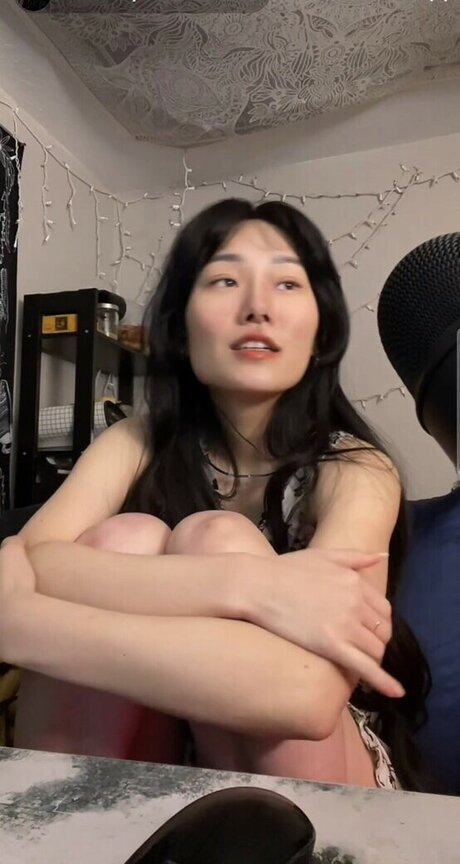 Showmeyourbasement erwachsene nackt fotos