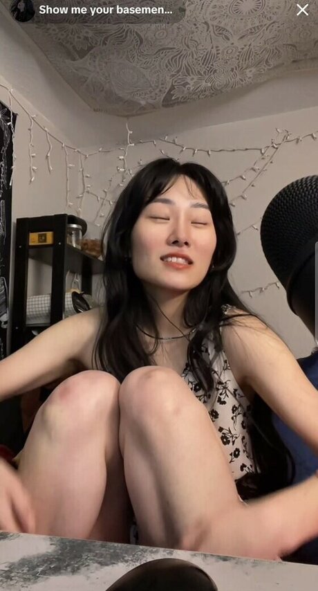 Showmeyourbasement erotische beste fotos