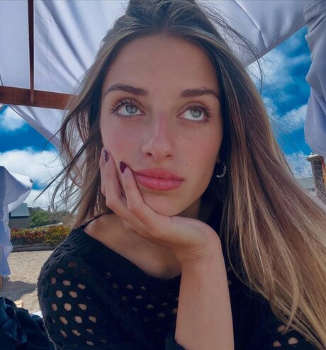 Jazmin Peralta Bilder