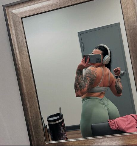 Hopemfnoe erotische kunst foto