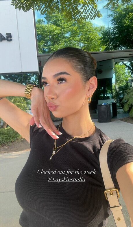 Kaylee Pereira erwachsene erotische fotos