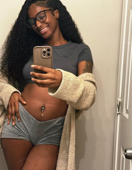 lauryntierre erwachsene porno foto