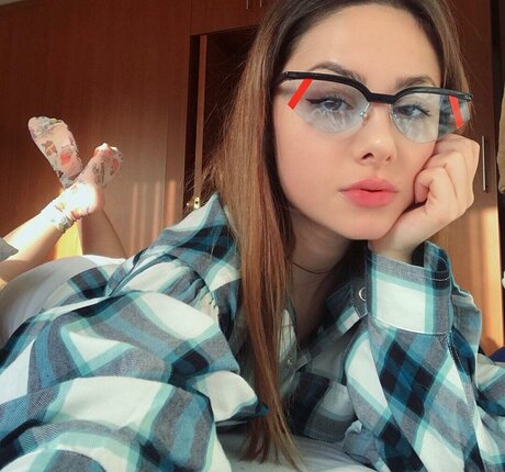 zeybik erwachsene heiße bild