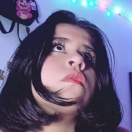 Elizabeth Nazariego top exklusive bild