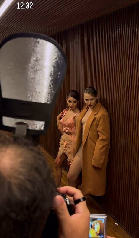 Leticia Colin erotische xxx bild