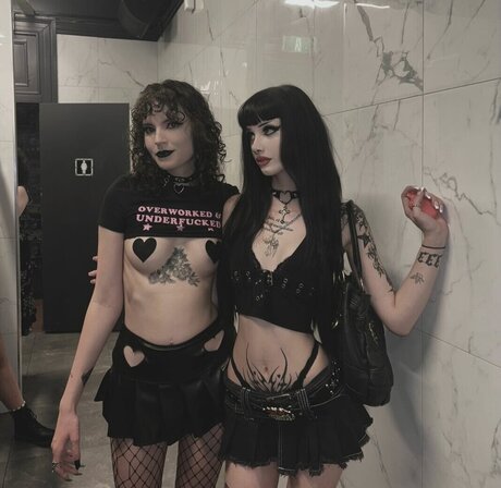 livindeadyaz erwachsene exklusive galerien