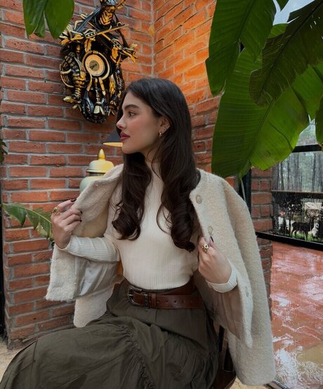 Sinem Melek Co kun hübsche kunst archiv