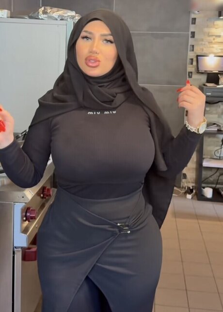 Abir zrk xxx heiße foto