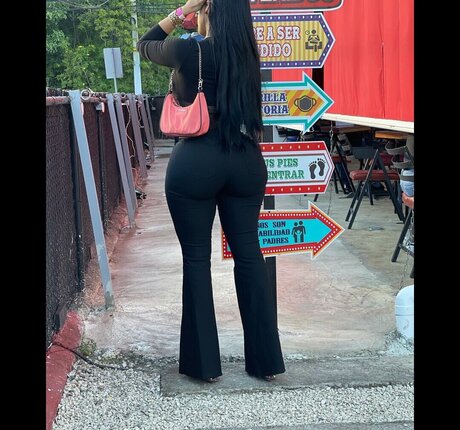 großer schwanz femboy onlyfans heiße schöne fotos