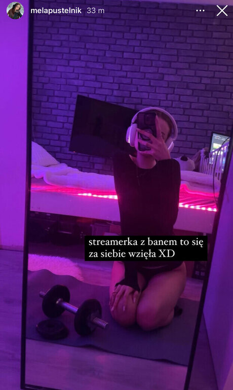 Mela Pustelnik erotische nackte fotos