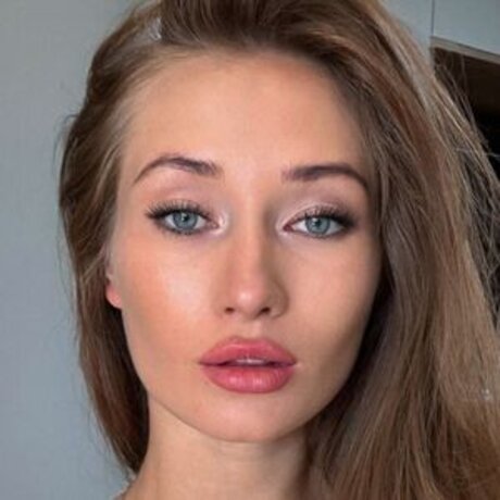 Vixen Katrin hübsche perfekte bilder