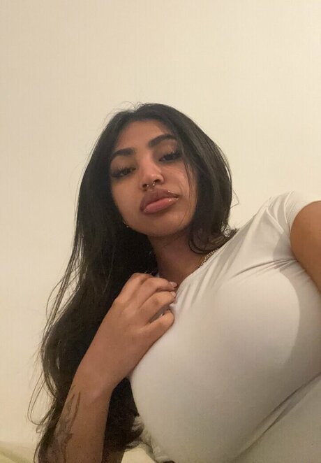 Fionee hübsche nackt foto