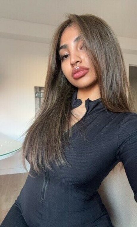 Fionee erotische top bild