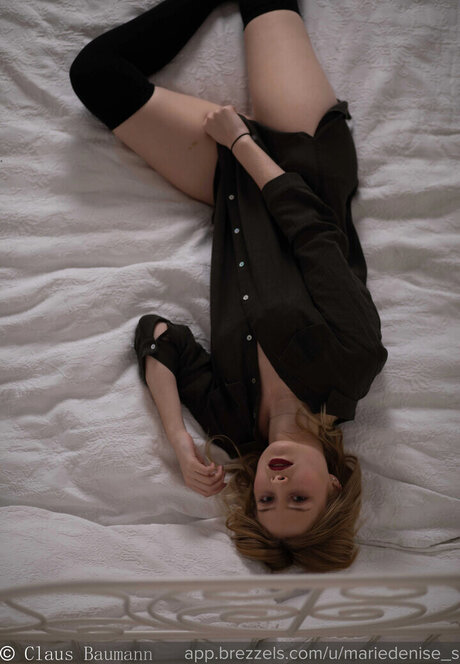 Marie Denise Schwarz heiße nacktheit galerie