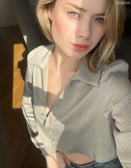 Marie Denise Schwarz model hd fotos