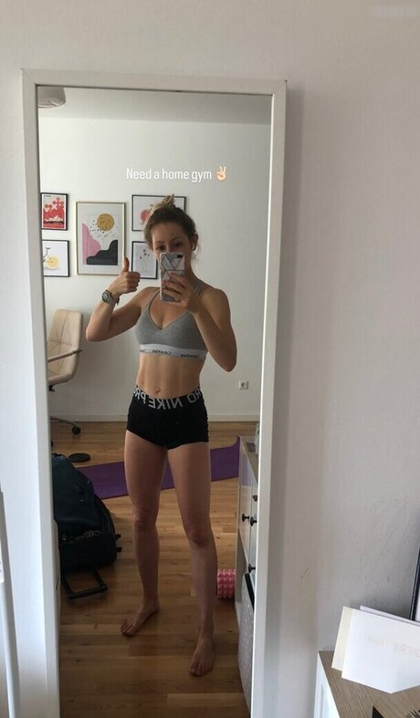 freundin-erfahrung onlyfans nackt pornografische foto