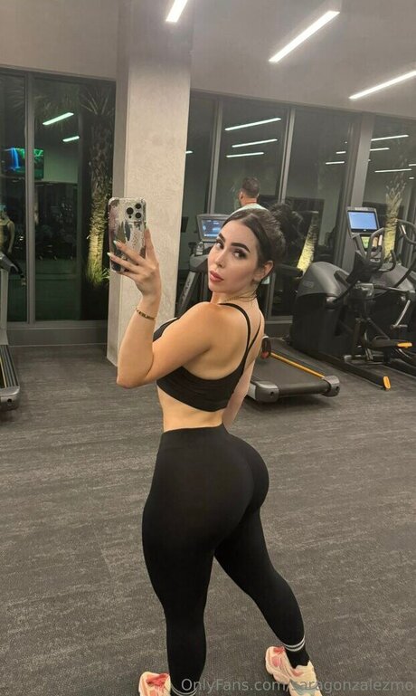 Sara Gonzales schauspielerin schöne fotos