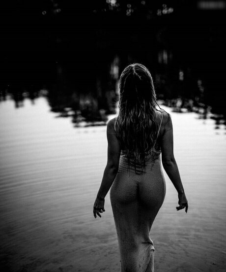 Nicole Marrone xxx sexy fotos