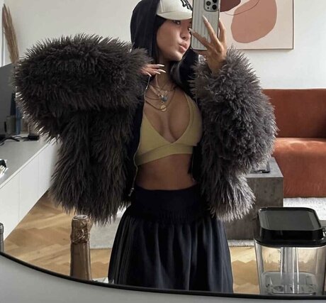 Merve zkan erotische nackte fotos