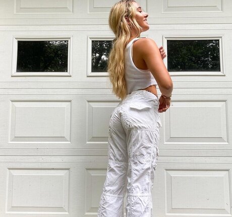 aus onlyfans heiße porno bild