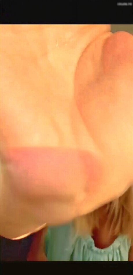 Adrienne Koleszar porno nackten bilder