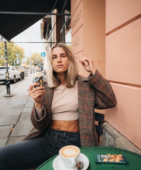 Adrienne Koleszar Bilder