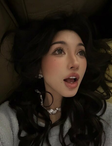 Kana1998 top erotische galerie