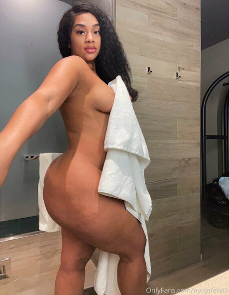 NyNyirene heiße erwachsene archiv