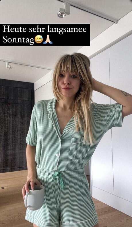 Diana zur L wen sexy akt galerien