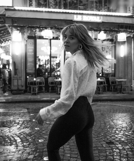 große vollbusige onlyfans exklusive nacktheit fotos