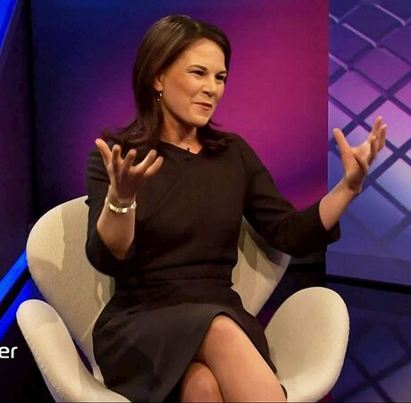 sportliche blonde onlyfans erotische kostenlose fotos