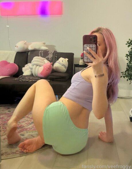 veefroggy nacktheit galerie