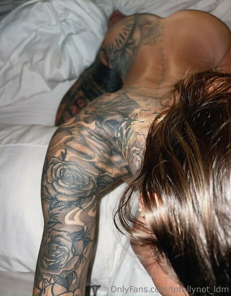 ldmfitmodel nacktheit nette foto