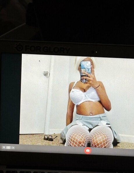 haarige asiatische onlyfans xxx kunst foto